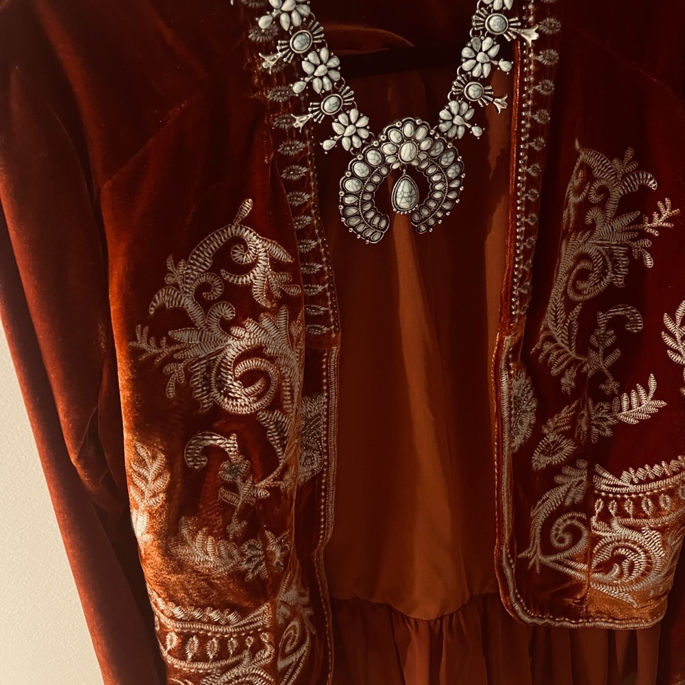 VENUS Rust Orange Velvet Embroidered Jacket with Silver Necklace Accent